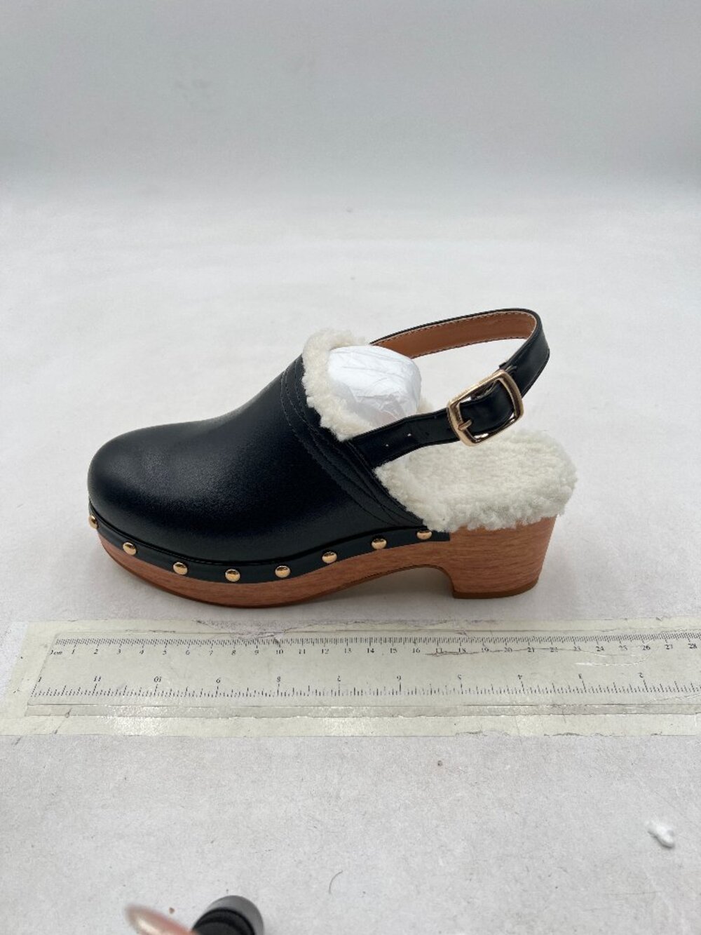Black Fur Women Round Toe Clogs Fur Lining Rivets Wooden Chunky Mid Heel Mules